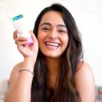 Apoorva Arora Instagram - Since the time I’ve been introduced to cetaphil, I haven’t looked back. Cetaphil bright healthy radiance has become an integral part of my daily skin care routine and I couldn’t be happier with the results. It comes enriched with a combination of natural sea daffodil extract & niacinamide, that helps even out skin tone & reduces dark spots in a mean span of just 4 weeks!! To top it all, it is also hypoallergenic, non-greasy and fragrance-free. Here's a quick guide how to do it right: 1. Cleanse your face with the Cetaphil BHR Creamy Cleanser. It removes dullness and impurities without drying the skin. 2. Next goes the Cetaphil BHR Toner which hydrates and refreshes the skin without feeling sticky or greasy. 3. Cetaphil BHR Day Protect Cream is an absolute must. It has SPF 15 which has a moisturizing formula and actively reduces dark spots in just 4 weeks. 4. As the last step, apply the Cetaphil BHR Night Comfort Cream that works wonders over the night to repair the skin. The formula is light and gets absorbed into the skin almost immediately. What are you waiting for? Check out @cetaphil_india 's amazing range and comment below how do you find it! #cetaphilindia #sensitiveskinexpert #dermatologistrecommended #cetaphilbrighthealthyradiance #ninacinamide #skincare #skincareroutine #naturalingredients #cetaphilgentleskincleanser #cetaphilcreamycleanser