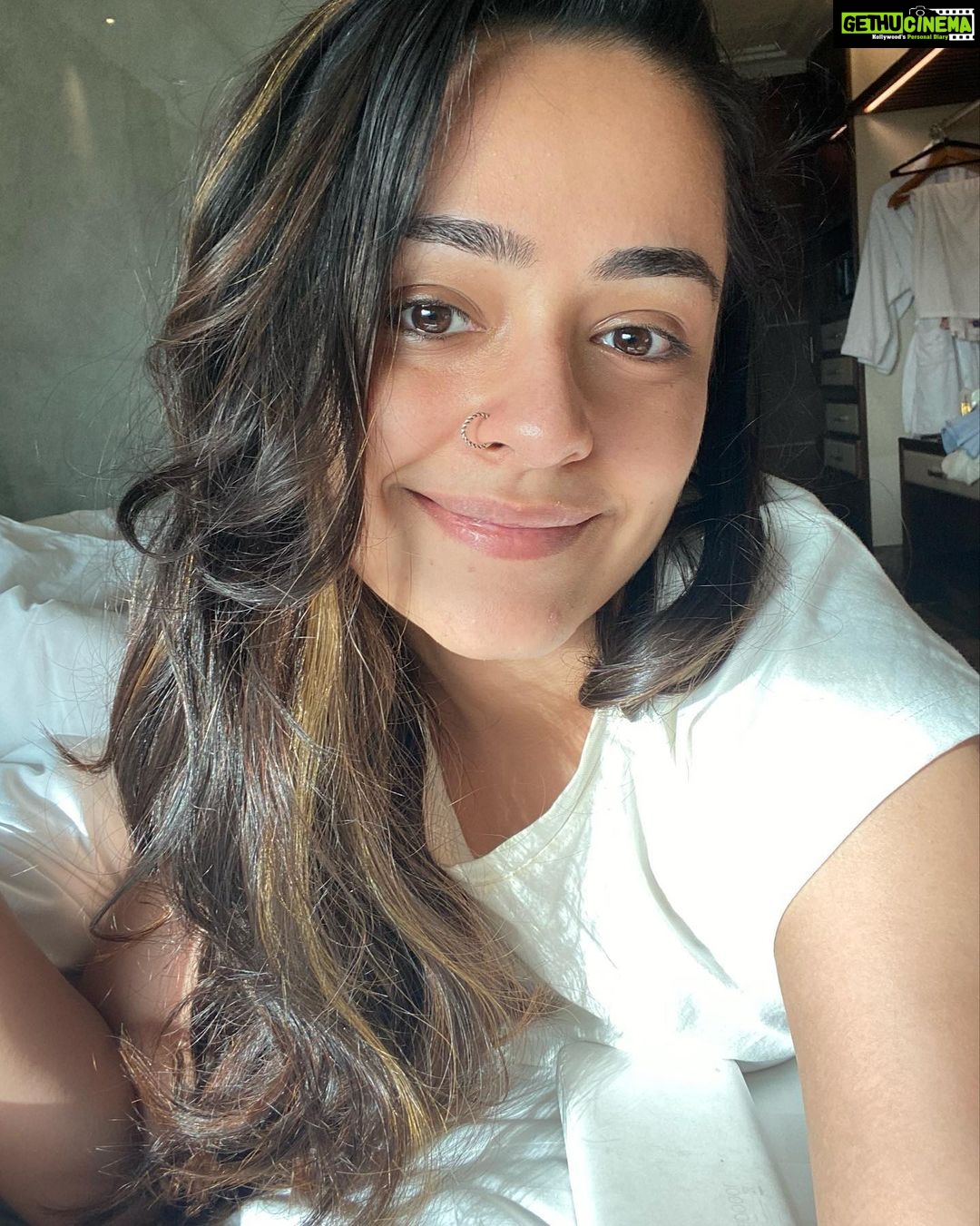 Apoorva Arora Instagram - Post workout glow is unmatched♥️