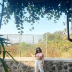 Apoorva Arora Instagram – “Igatpuri gayi thi ya Miami?” 
-A friend