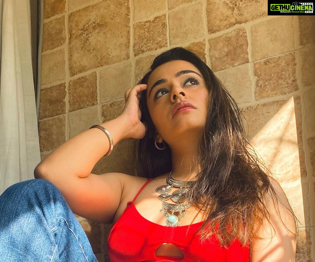 Apoorva Arora - 191.2K Likes - ♥️