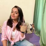 Apoorva Arora Instagram - 🧊 ☕️