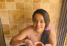 Apoorva Arora Instagram - What’s the tea? 🫖