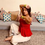 Apoorva Arora Instagram – हमारा इश्क़ तो पाक था ना, मियाँ?

#iykyk