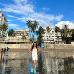 Apoorva Arora Instagram – 💙 ☀️ 🏝️ Juhu Beach,mumbai