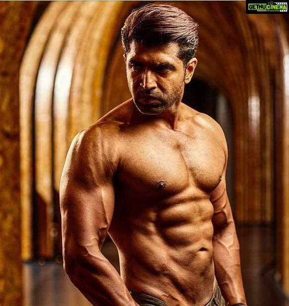 Arun Vijay Instagram - Want to get there by end of 2022 !!❤️#fitnessgoal #AV #fitnessmotivation