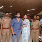 Arun Vijay Instagram - Always so heartwarming to come meet and even more special to watch/launch the trailer of #Sinam with fans!!❤️🤗 Thank you for the love #Coimbatore!!❤️🙏🏽 #SinamPromotionalTour #SinamFromSept16th