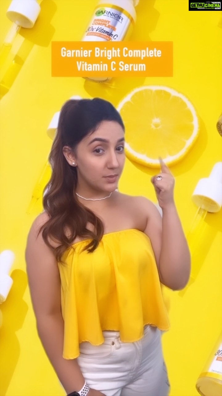 Ashnoor Kaur Instagram - #Collab Serums are a great addition to your skincare routine but you know what the greatest addition is? This @garnierindia’s Bright Complete Vitamin C serum🍋 It is enriched with 30X* vitamin C that helps reduce dullness, dark spots and gives you spot-less* bright skin in just 3 days*! The best part is that it’s also available in a 50ml bottle so you get more serum for lesser price💸🌼 #Garnier #GarnierIndia #BrightComplete #VitaminC #Serum #Skincare #Brightness #Dullness #DarkSpots #GreenScience