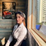 Ashnoor Kaur Instagram - Vieni que spesso?🤍 . . . Comment and guess which language is this!!!