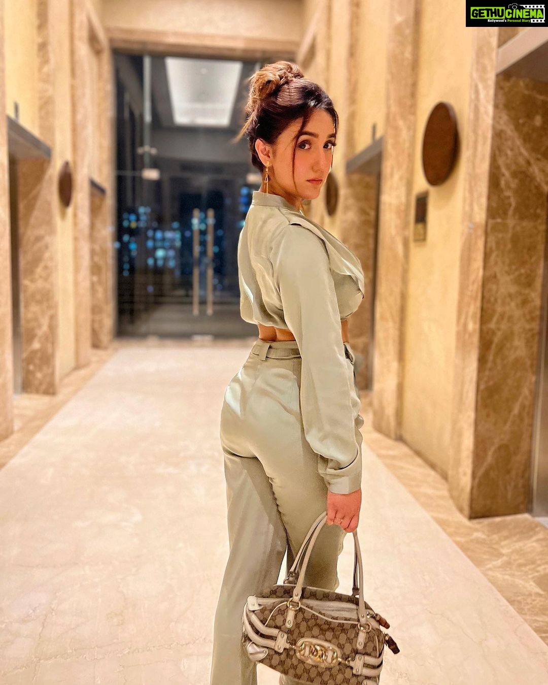 Ashnoor Kaur Instagram - Diva is a female version of a hustla🤍 . . . #AboutLastNight #WhatIWore Outfit @srstore09 Styled by @stylingcityy Bag @gucci