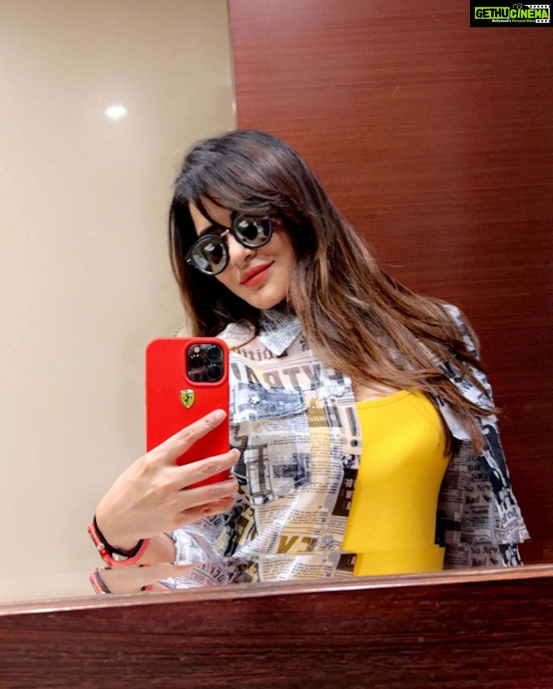 Ashu Reddy Instagram - Longgg Weekending my way , 🌞♥️👹 #ashureddy #amg #gratitude #godisgood🙏🏾