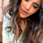 Ashu Reddy Instagram - Remember, Everything's gonna be okay 😻♥️ #kabhikabhiaditi #ashureddy @joshapp.telugu @officialjoshapp