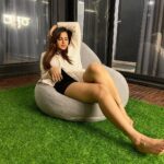 Ashu Reddy Instagram - Sorry! I'm possessed by a little confidence ✌️🤩😎 #ashureddy #weekendgetaway #mood Pic credits @bhanu.ballina