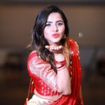 Ashu Reddy Instagram - Lost in thoughts 💭 ♥️ #ashureddy