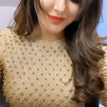 Ashu Reddy Instagram - Curls and twirls with this BGM🐣☀️ #ashureddy #reelitfeelit #feels