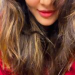 Ashu Reddy Instagram - Messy hair, I don't care!! Thanks for the beautiful outfit, you know my pulse @rakesh_earne @she_shore_designers ❤️❤️ #ashureddy