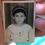 Ashu Reddy Instagram – Nenu, chinnappudu !! ❤️ #ashureddy #childhoodmemories @divvik