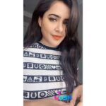 Ashu Reddy Instagram - 😛😛 follow me on @officialjoshapp #ashuredddy