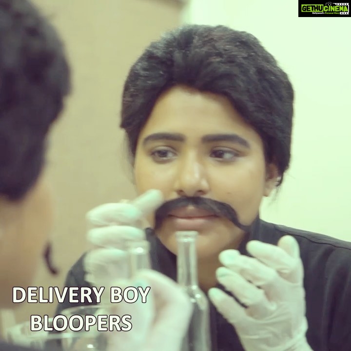 Ashu Reddy Instagram - Have you watched "the delivery boy" on YouTube ? 🤣🤣 #bloopers @bhanu.ballina @obscura_photography