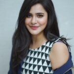 Ashu Reddy Instagram - You are the apple of my eye 👁❤️🤩🤚🏻