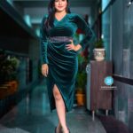 Ashu Reddy Instagram - Confidence matters! 🌹