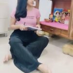 Ashu Reddy Instagram - Make funny videos only on @officialjoshapp ❤️ follow me for more comedy content 🤣 #joshmeinaaja #ashureddy