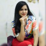 Ashu Reddy Instagram - Looking at you makes me smile, I meant the camera 📸🤣