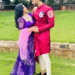 Ashu Reddy Instagram - Nothing, we are just promoting @she_shore_ wearing the outfits by @rakesh_earne 🤪 #friendsforever #jaithussss 😂 @ravikrishna_official 🌹 Annapurna Studios