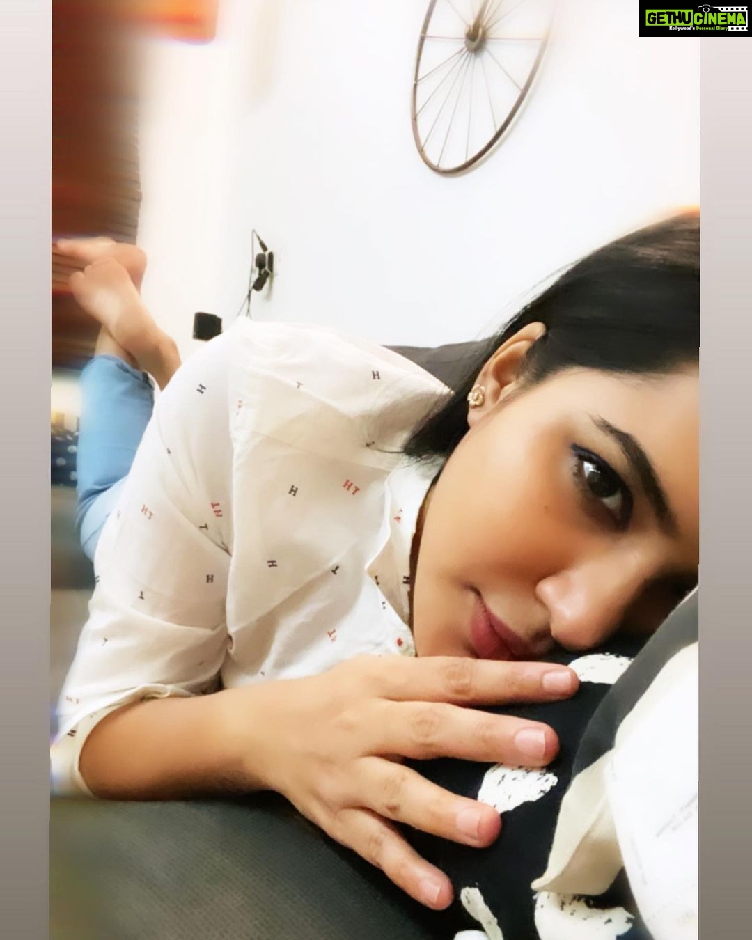 Ashu Reddy Instagram - Eyes 👀 Hypnotize ✅🧟♀️ #quarantinepass #stayhome #staysafe