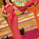 Ashu Reddy Instagram - Never loved pink so much until I wore this saree by @she_shore_ ❤️ Delhi, India