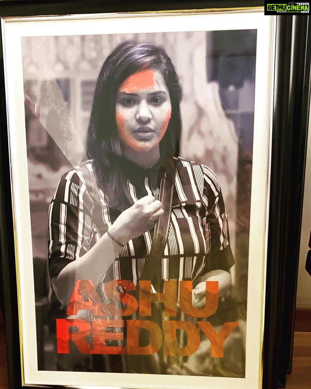 Ashu Reddy Instagram - Award given not only for my anger management but also for the patience. Thanks to Starmaa and their crew for this memory. ❤️ #biggboss3 #telugu.