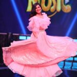 Ashu Reddy Instagram - Round and round 🕊💃🏻❤️