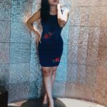 Ashu Reddy Instagram - Hi, is it summer yet? 👻💙 Thank you my little photographer @iam.savithri 🌹🎊