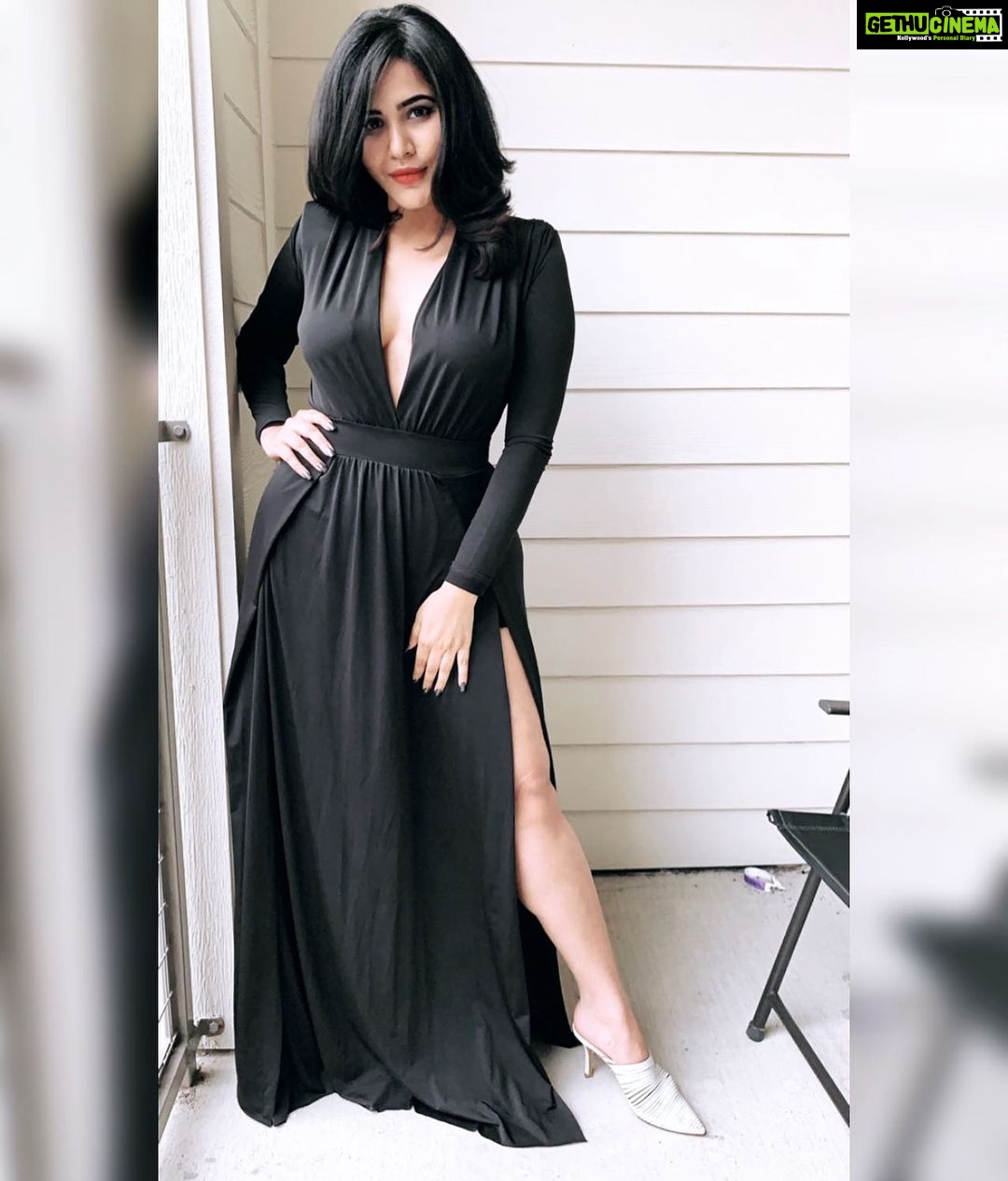 Ashu Reddy Instagram - Dress @fashionnova 🖤🤷🏻♀️