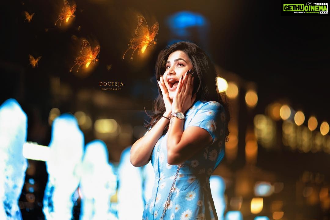 Ashu Reddy Instagram - Feeling the butterflies 🦋 literally 🦋😂❤️ @docteja Photography 🍭