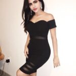 Ashu Reddy Instagram - • Now or never you hurry • #2017ending 🤗