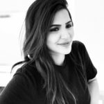 Ashu Reddy Instagram - • It’s your life, just depends on how you see it • 🌹🤗 #2017endingsoon