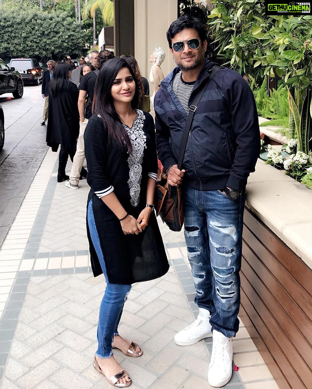 Ashu Reddy Instagram - When your career is strong there’s always strong people behind it. @actormaddy #inspiring ❤️
