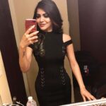 Ashu Reddy Instagram - •Love everything about yourself• #positivelife 🙌🏻 #blackbodycondress 🖤