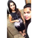Ashu Reddy Instagram - My support system from the beginning❤️ Thank you is a small word, but yes I love you the most 💁🏻🎈🎉#sisterfeels😘❤️ @divvik #thankful🔶🎶🌹