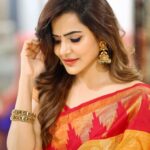 Ashu Reddy Instagram - Nothing new, just be grateful that you've come across alot. ♥️🫶🏻😊 #ashureddy #deepthoughts #beingstrong @naveen_photography_official