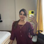 Ashu Reddy Instagram - Extremely rare••• 🌚🫠 #ashureddy #padhathiammayi #homelygirl ♥️