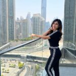 Ashu Reddy Instagram - No one can love you better, so love yourself 🫠♥️ #ashureddy #selflove #imthevibe 😎💥🍕 Address Sky View