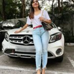 Ashu Reddy Instagram - My flex ~ Coffee. Cars. Trips, nothing else. Coming with mee?!👻☕️💃🏻♥️ #ashureddy #flexingeveryday #vibematters 🤗