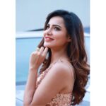 Ashu Reddy Instagram – I’m the best thing you never had ..!! ♥️😻 #ashureddy #photooftheday #BBfinale @hairstylistravi 😻