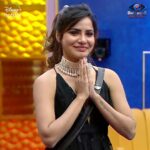 Ashu Reddy Instagram - Weekend Vibes 🖤🖤 #Ashureddy #BiggBossNonStop #biggbosstelugu #biggboss #disneyhotstar #Pichhekistha #bigbossott #foryou #supportashureddy #biggbossashureddy #instagram #supportyourashu #love