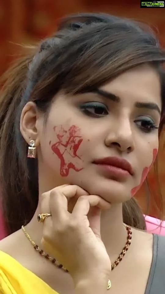Ashu Reddy Instagram - No matter how the game is I will come back more stronger💪🏻 #Ashureddy #BiggBossNonStop #biggbosstelugu #biggboss #disneyhotstar #Pichhekistha #bigbossott #foryou #supportashureddy #biggbossashureddy #instagram #supportyourashu #love #reels #reelitfeelit #sad #emotional