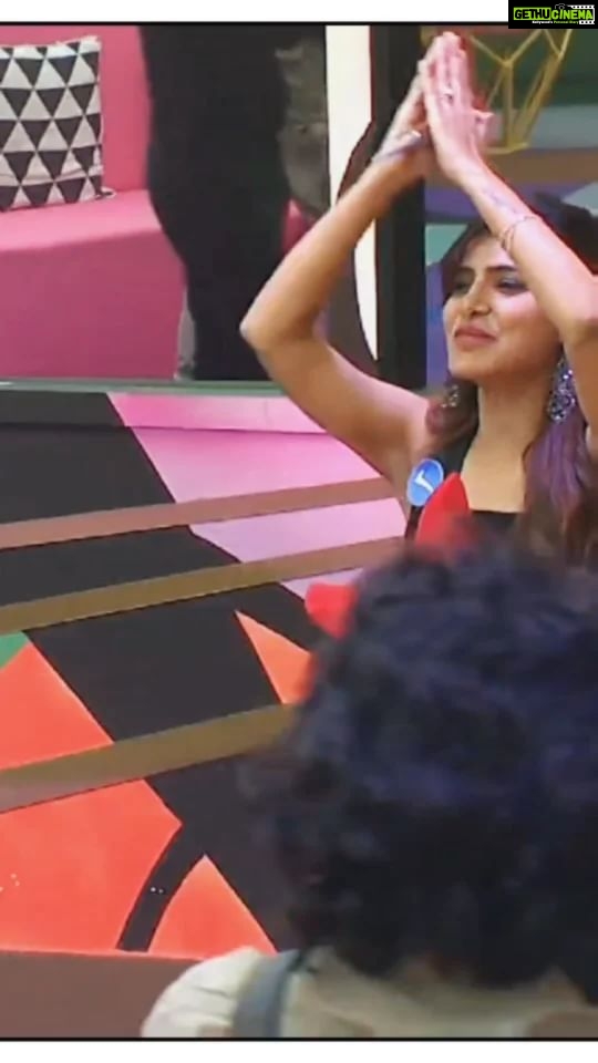 Ashu Reddy Instagram - Atluntadi Manathoni 😉 Love and Support ❤️ #Ashureddy #BiggBossNonStop #biggbosstelugu #biggboss #disneyhotstar #Pichhekistha #bigbossott #foryou #supportashureddy #biggbossashureddy #instagram #supportyourashu #love #captain #reels #reelsinstagram #pushpa #reelkarofeelkaro
