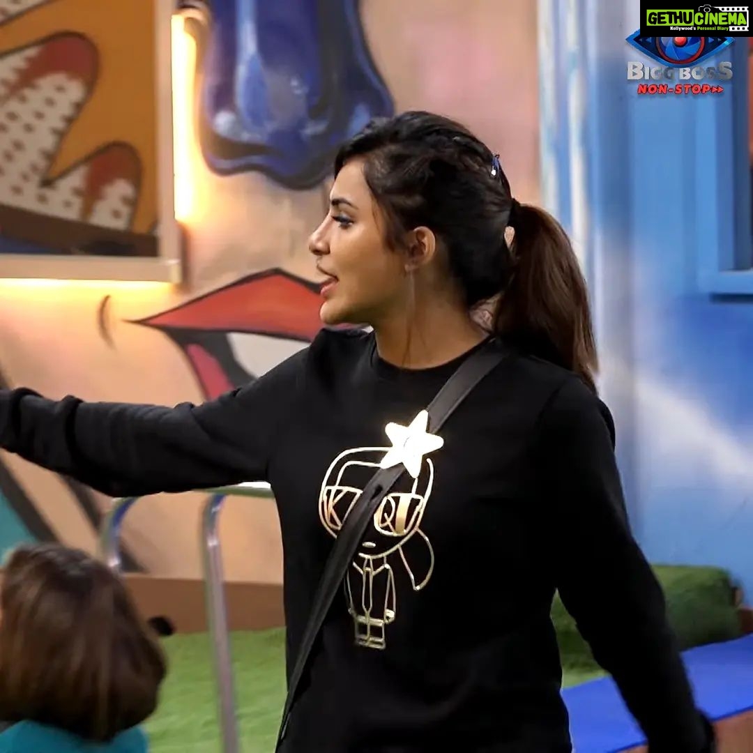 Ashu Reddy Instagram - Keep The Smile On!.. 😀 #Ashureddy #BiggBossNonStop #biggbosstelugu #biggboss #disneyhotstar #Pichhekistha #bigbossott #foryou #supportashureddy #biggbossashureddy #instagram #supportyourashu #love #captain #smile