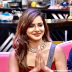 Ashu Reddy Instagram - A smiling heart is a happy heart ,So keep smiling 😊😊 #Ashureddy #BiggBossNonStop #biggbosstelugu #biggboss #disneyhotstar #Pichhekistha #bigbossott #supportashureddy #biggbossashureddy #instagram #supportyourashu