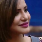 Ashu Reddy Instagram - When you make a bond with Ashu it is surely gonna be a good one ✌️ #Ashureddy #BiggBossNonStop #biggbosstelugu #biggboss #disneyhotstar #Pichhekistha #bigbossott #fire #foryou #supportashureddy #biggbossashureddy #gamer #warrior #love #instagramreels #instagram #reels
